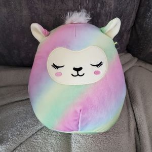Squishmallows 8" Leslie